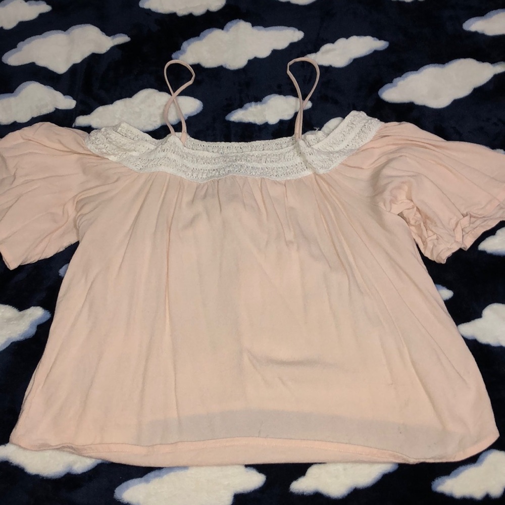 baby pink cold shoulder shirt, perfect for spring!